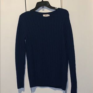 Vineyard Vines sweater
